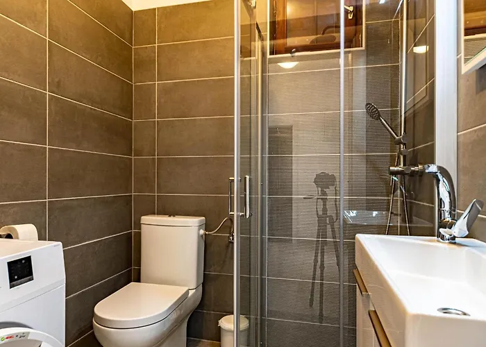 Kosirina בית נופש