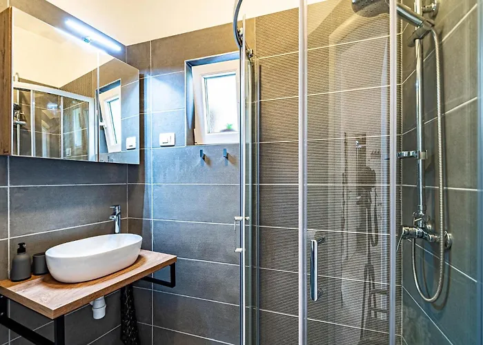 בית נופש Kosirina