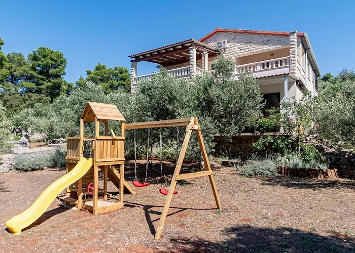 בית נופש Kosirina