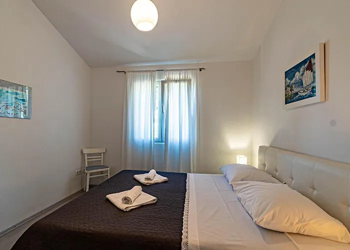 Kosirina בית נופש